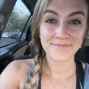 Meet your Posher, Kylee